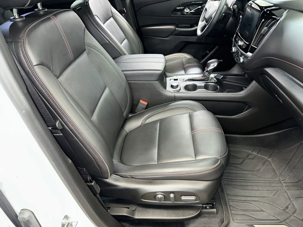 Certified 2023 Chevrolet Traverse RS w/ LPO, Floor Liner Package image 37