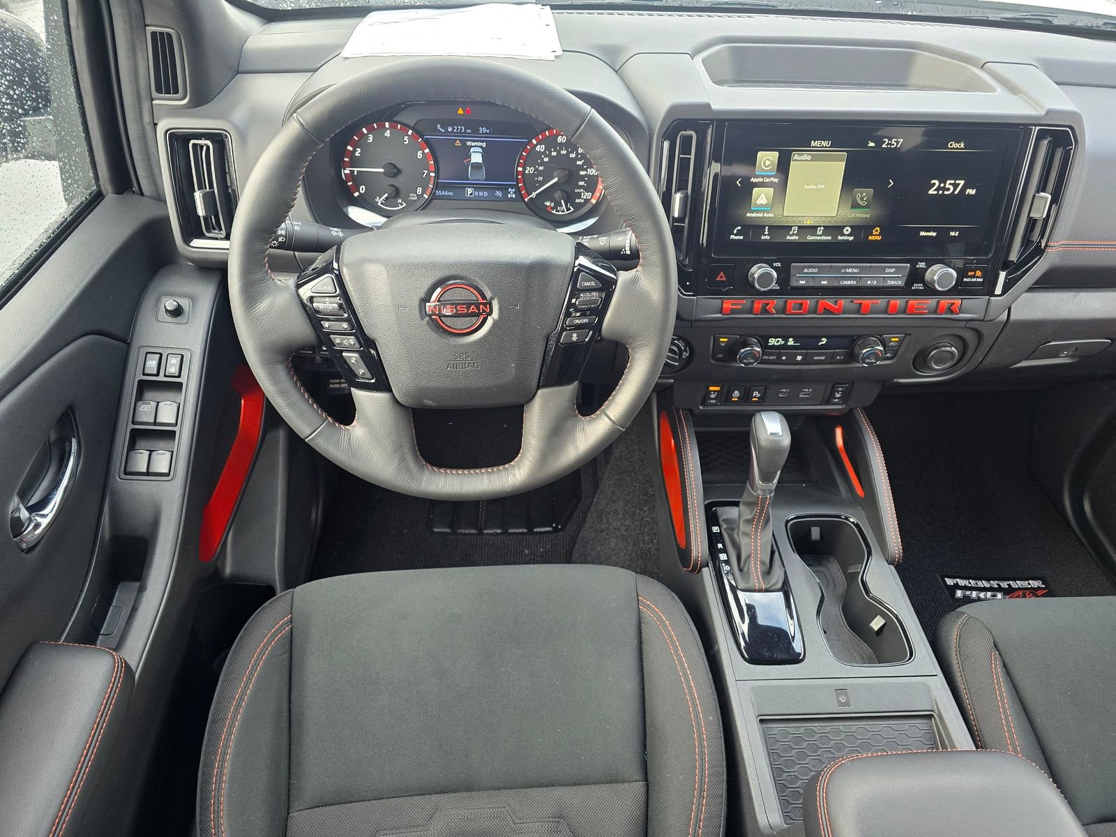 Used 2025 Nissan Frontier PRO-4X w/ Pro Convenience Package image 37