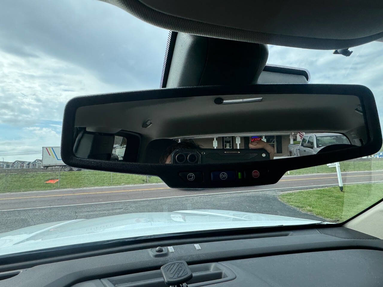 Used 2021 Chevrolet Colorado LT w/ Fleet Safety Package image 15