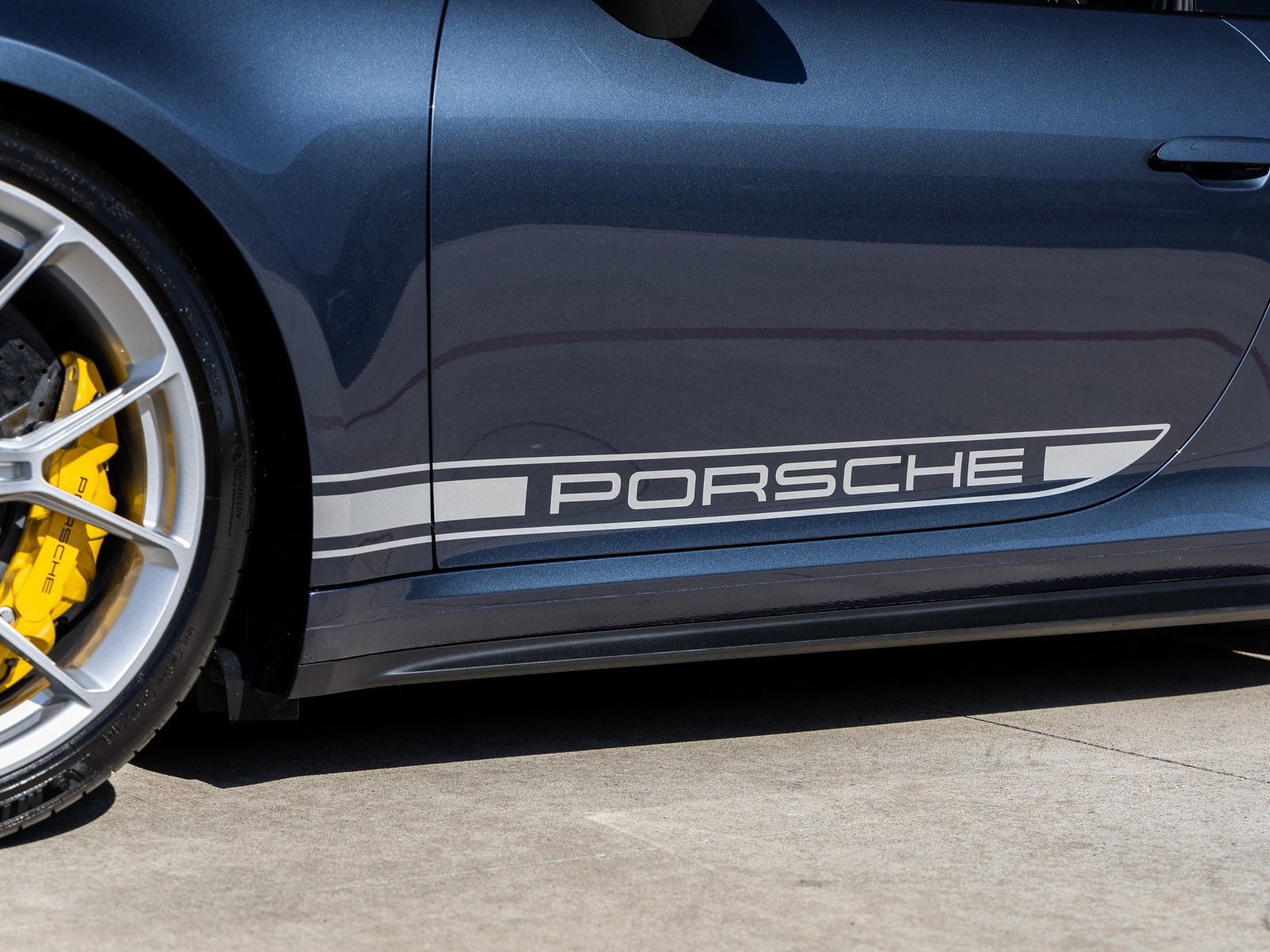 Used 2023 Porsche 911 GT3 image 21