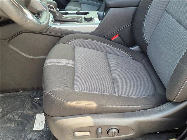 New 2026 Chevrolet Blazer LT w/ Convenience Package FWD image 4