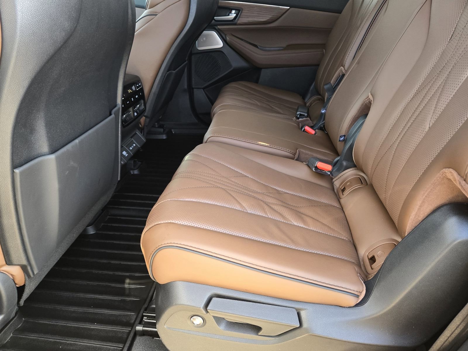 Used 2026 Acura MDX Advance Package image 33