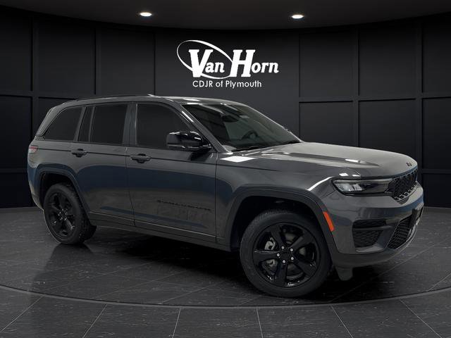 Used 2023 Jeep Grand Cherokee Altitude image 1