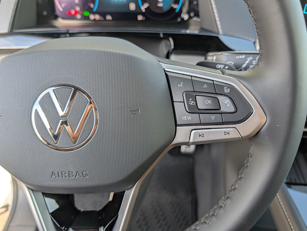 New 2026 Volkswagen Atlas Cross Sport SEL R-Line image 16