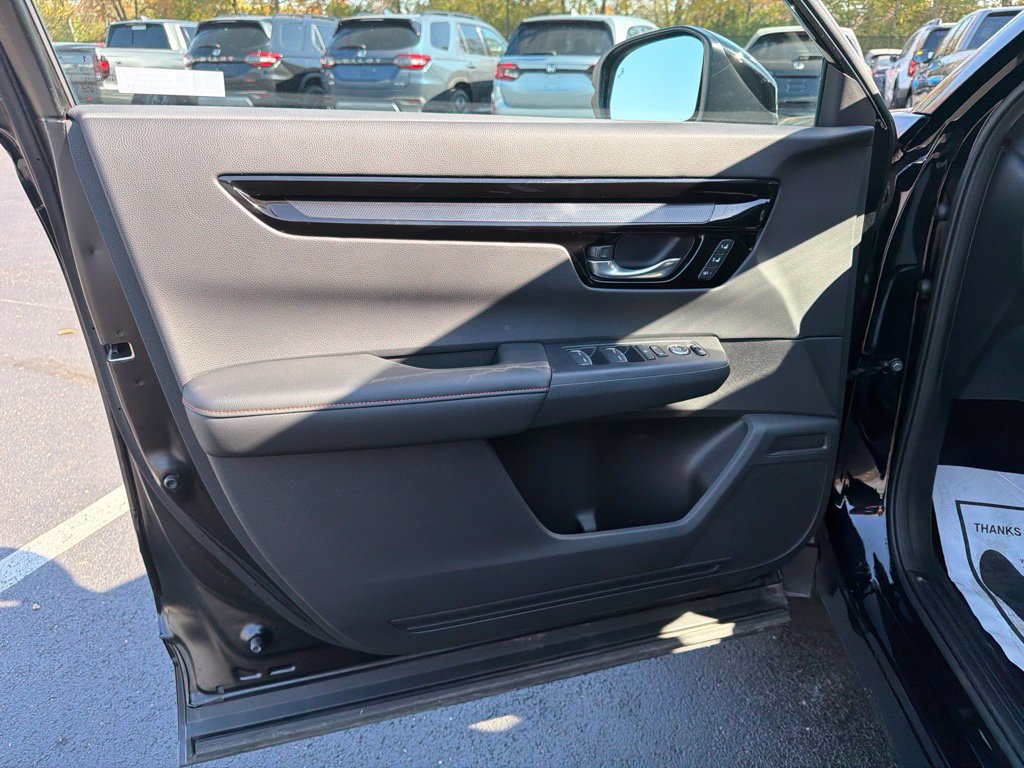 Used 2026 Honda CR-V Sport Touring image 18