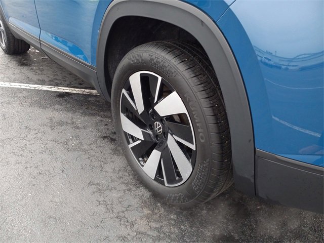 Used 2025 Volkswagen Atlas Cross Sport SE image 10