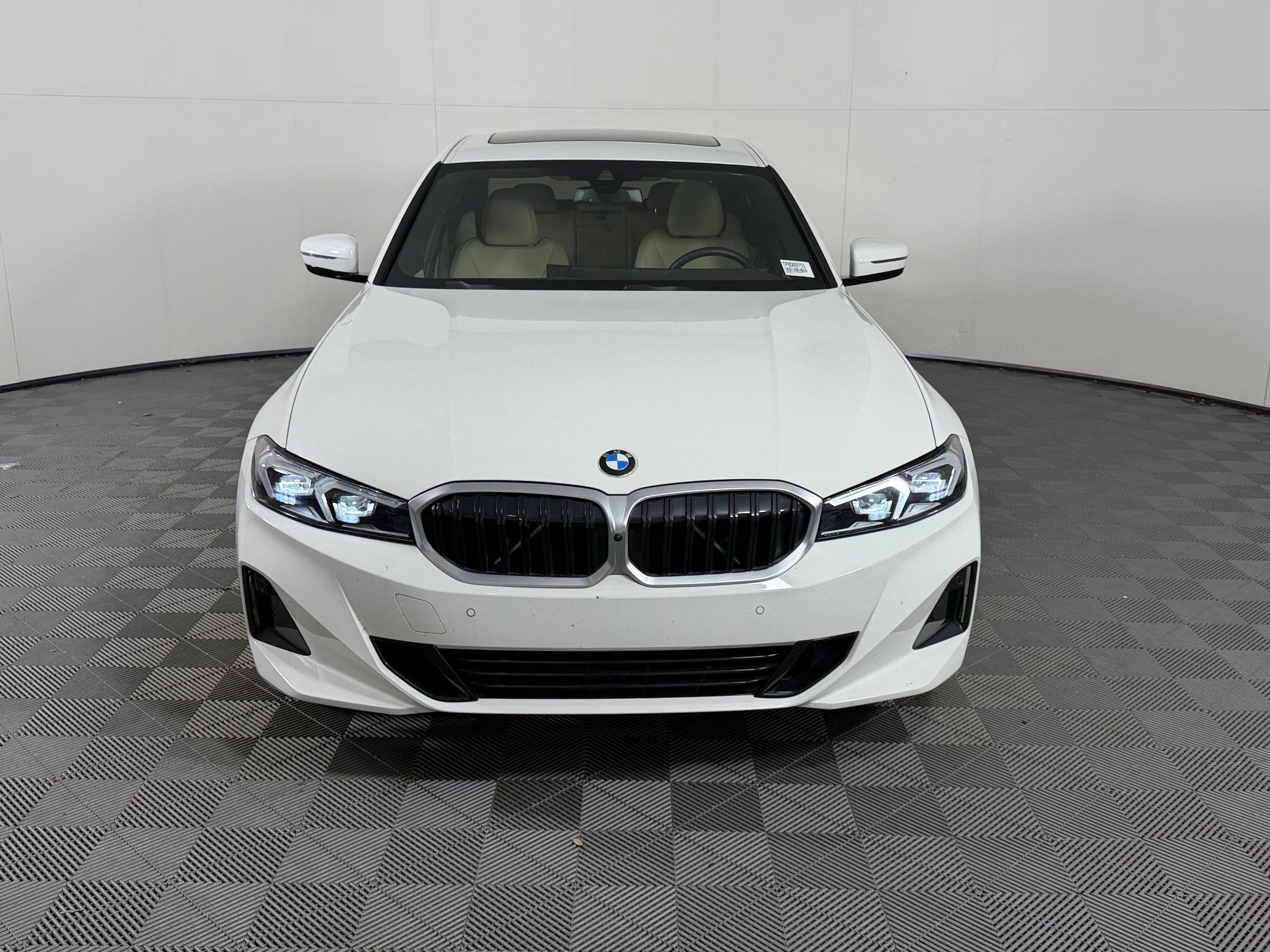 Certified 2023 BMW 330i Sedan w/ Parking Assistance Package RWD image 6