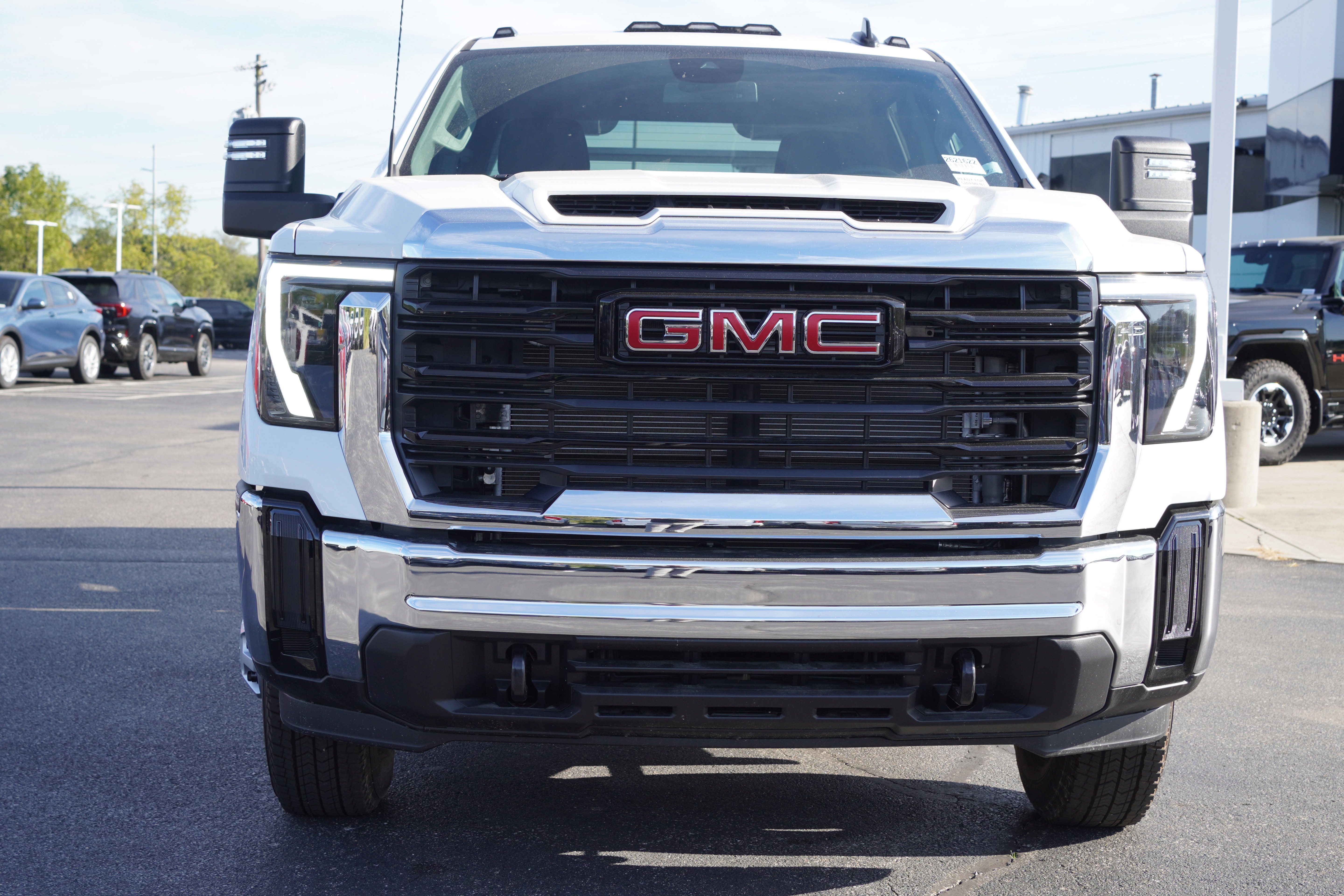 New 2025 GMC Sierra 3500 Pro w/ Convenience Package AWD/4WD image 2