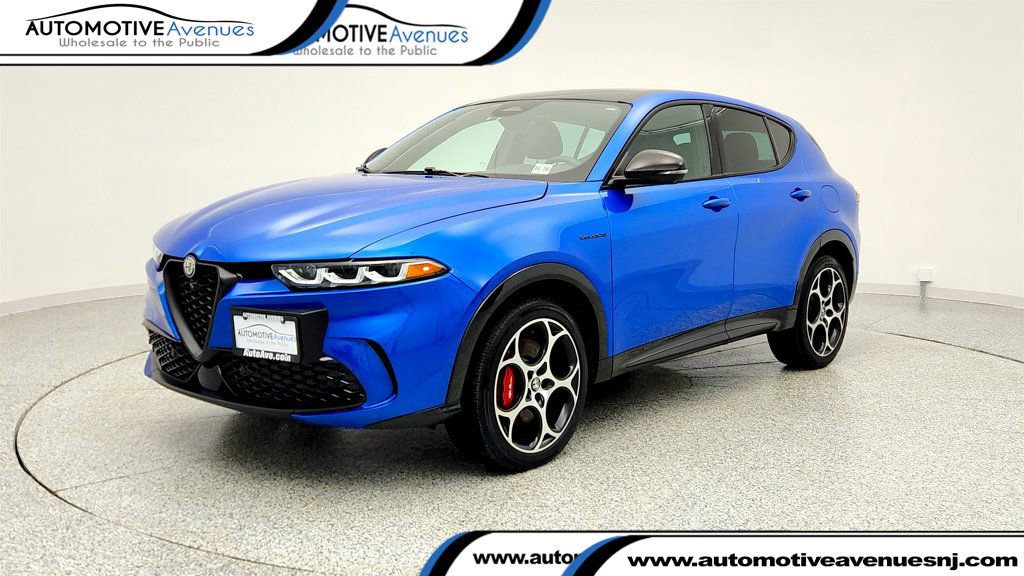 Used 2024 Alfa Romeo Tonale Veloce image 1