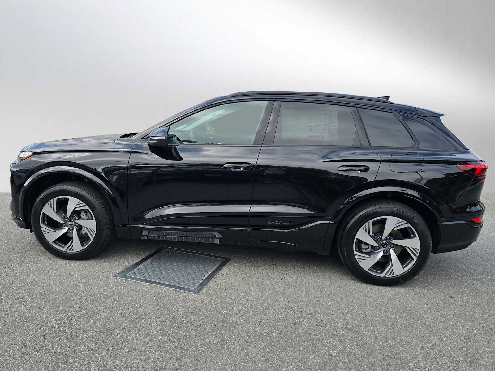 New 2025 Audi Q6 e-tron Premium Plus image 6