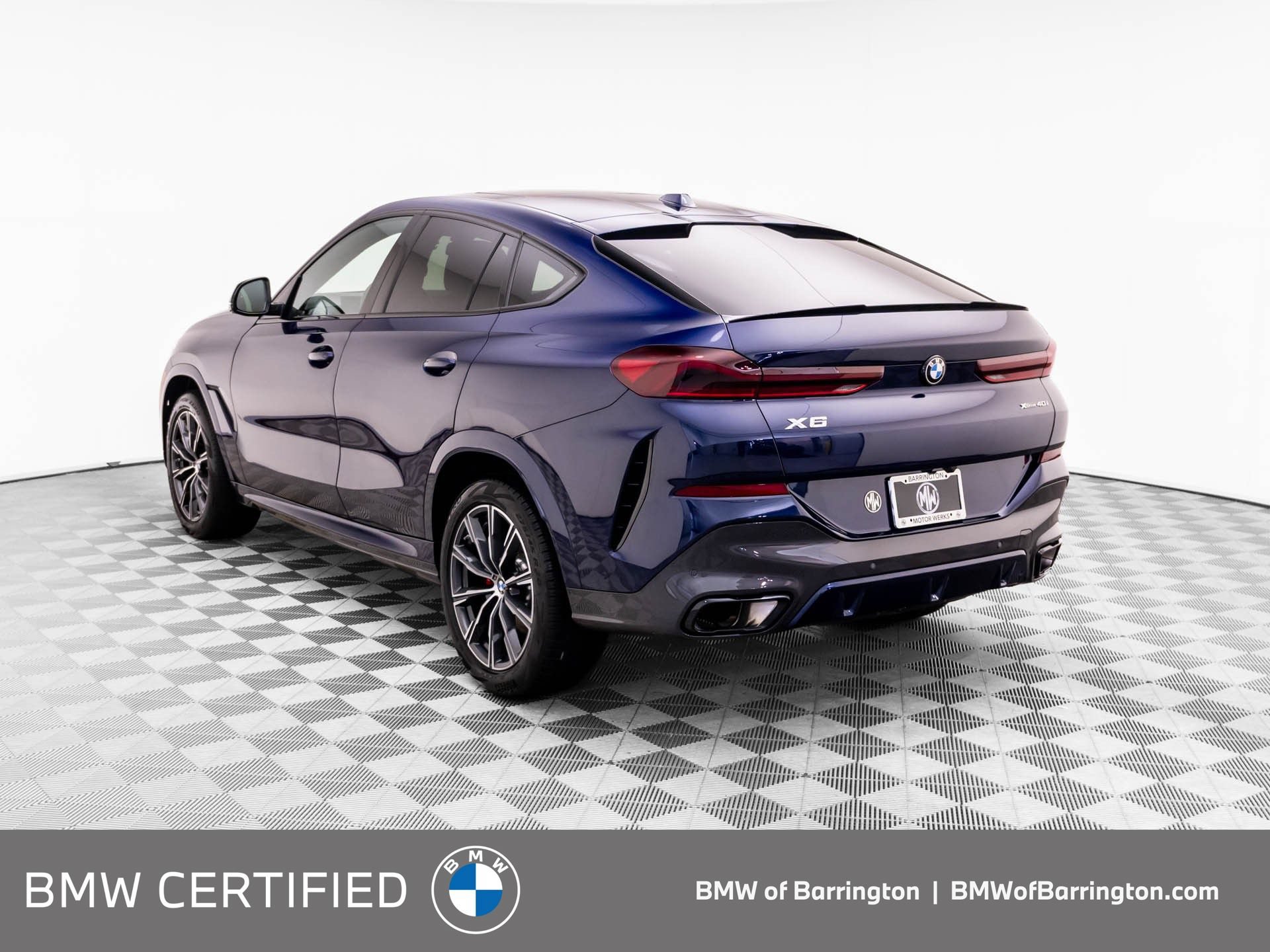 Certified 2026 BMW X6 xDrive40i w/ Executive Package AWD/4WD image 3