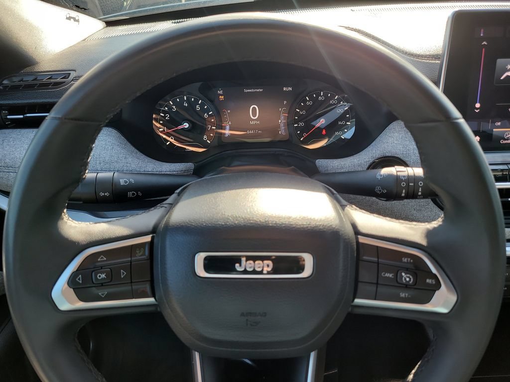 Used 2024 Jeep Compass Latitude AWD/4WD image 29