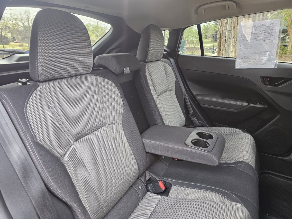 Used 2024 Subaru Crosstrek 2.0i Premium image 40