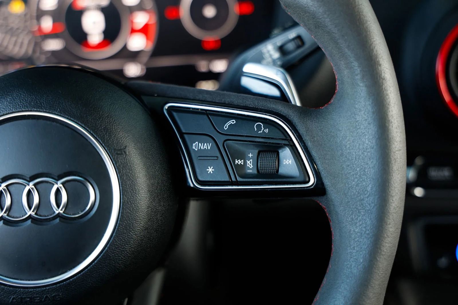 Used 2018 Audi RS 3 w/ Technology Package AWD/4WD image 25