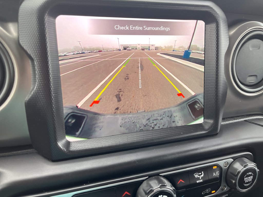 Used 2023 Jeep Gladiator Sport AWD/4WD image 20