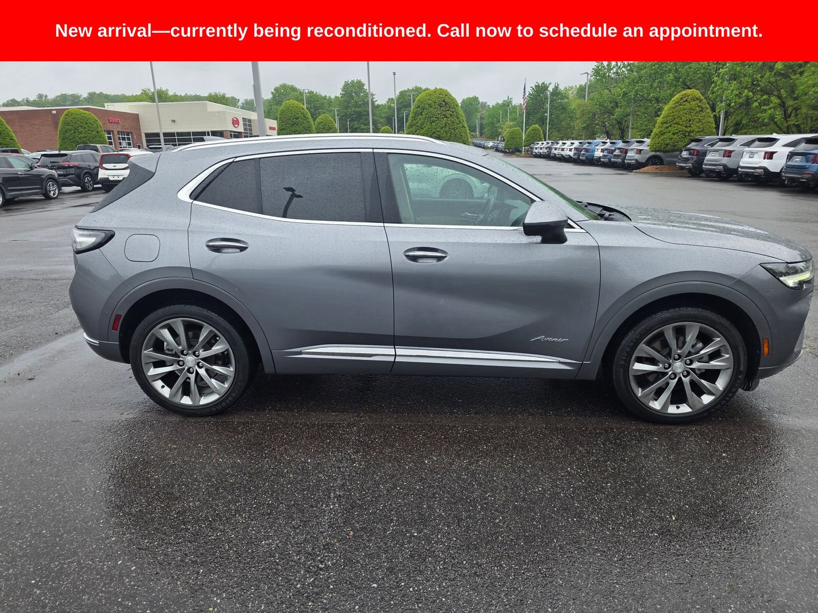 Used 2021 Buick Envision Avenir w/ Technology Package II FWD image 6