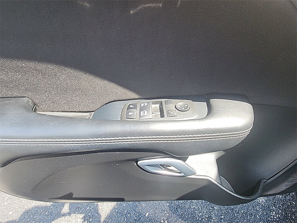 Used 2022 Dodge Challenger R/T w/ Blacktop Package image 13