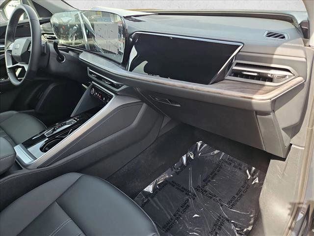 Certified 2025 Audi Q5 Premium w/ Convenience Package image 22