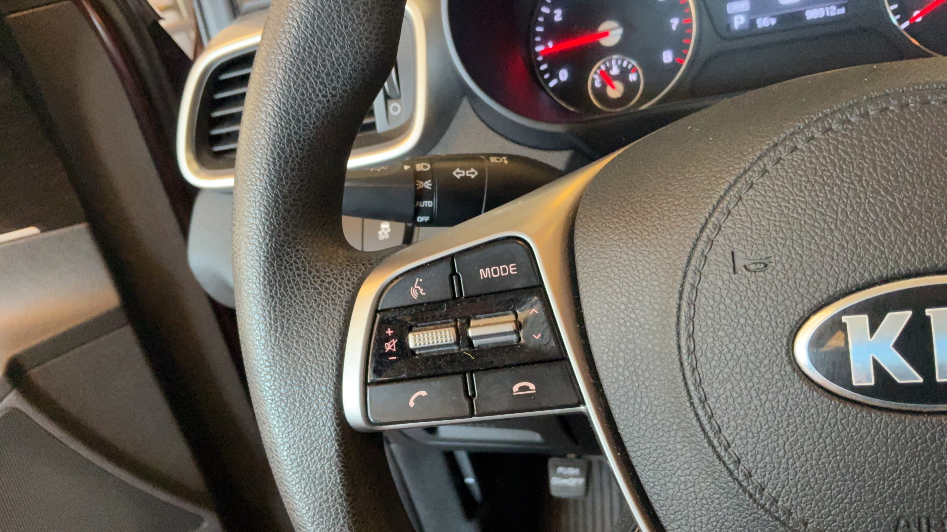 Used 2019 Kia Sorento AWD image 14