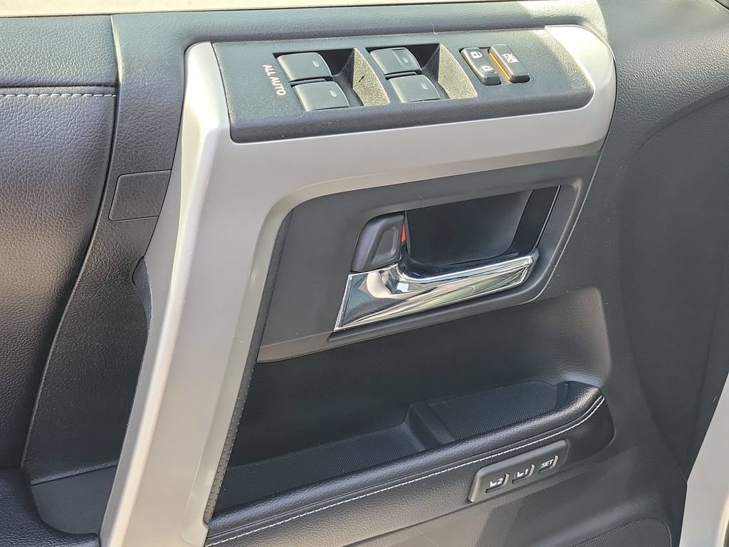 Used 2019 Toyota 4Runner Limited AWD/4WD image 21