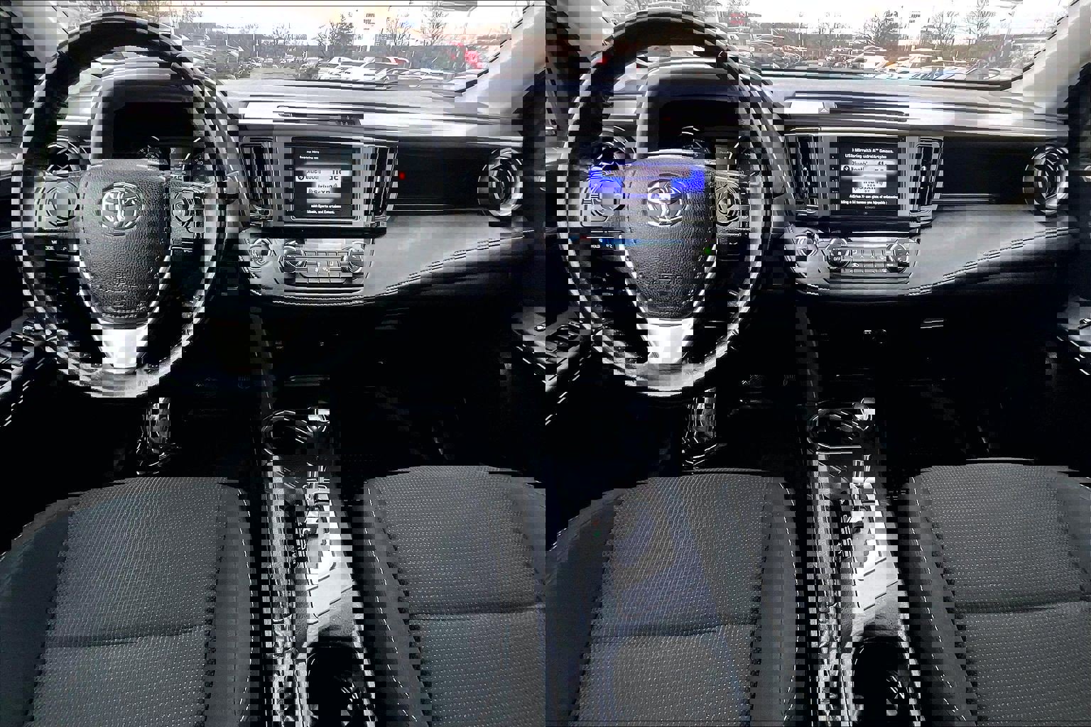 Used 2018 Toyota RAV4 XLE image 14