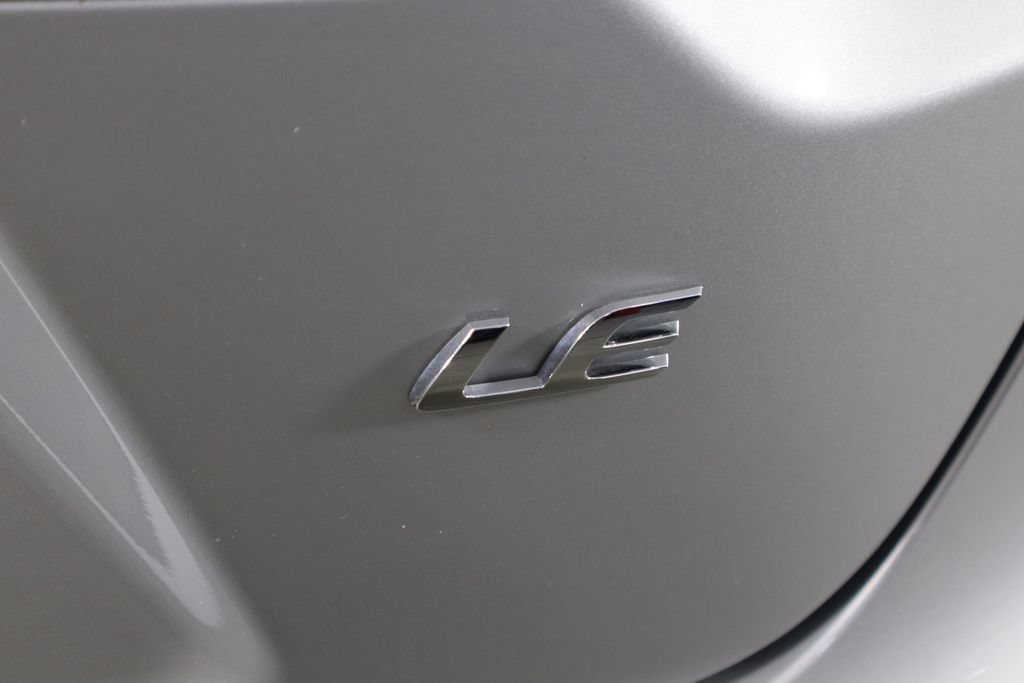 Used 2025 Toyota Corolla LE FWD image 41