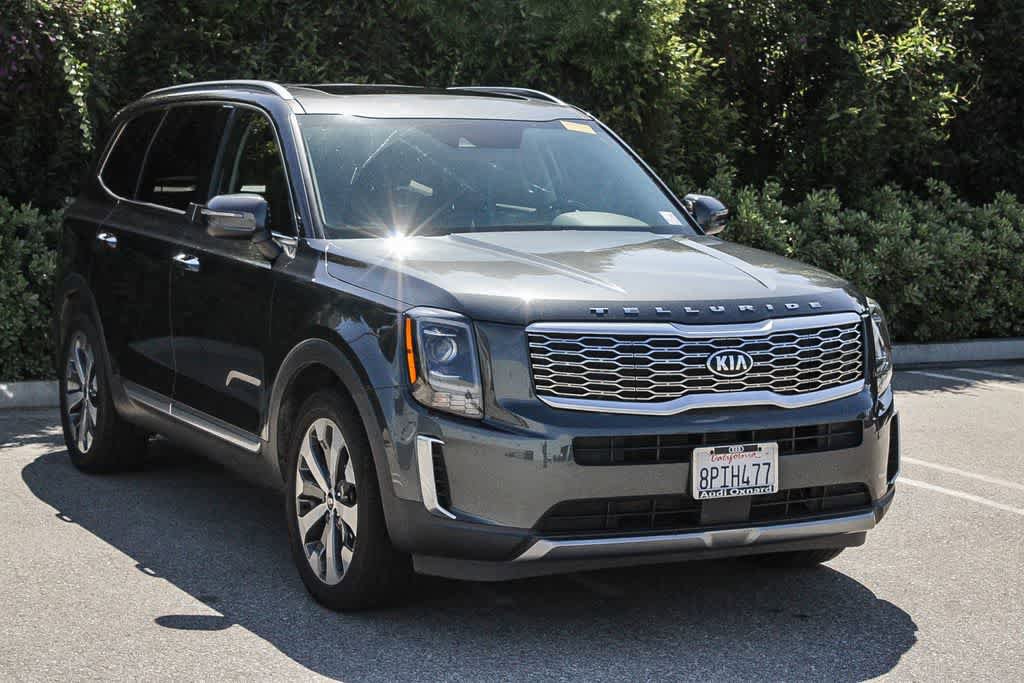Used 2020 Kia Telluride S FWD image 3