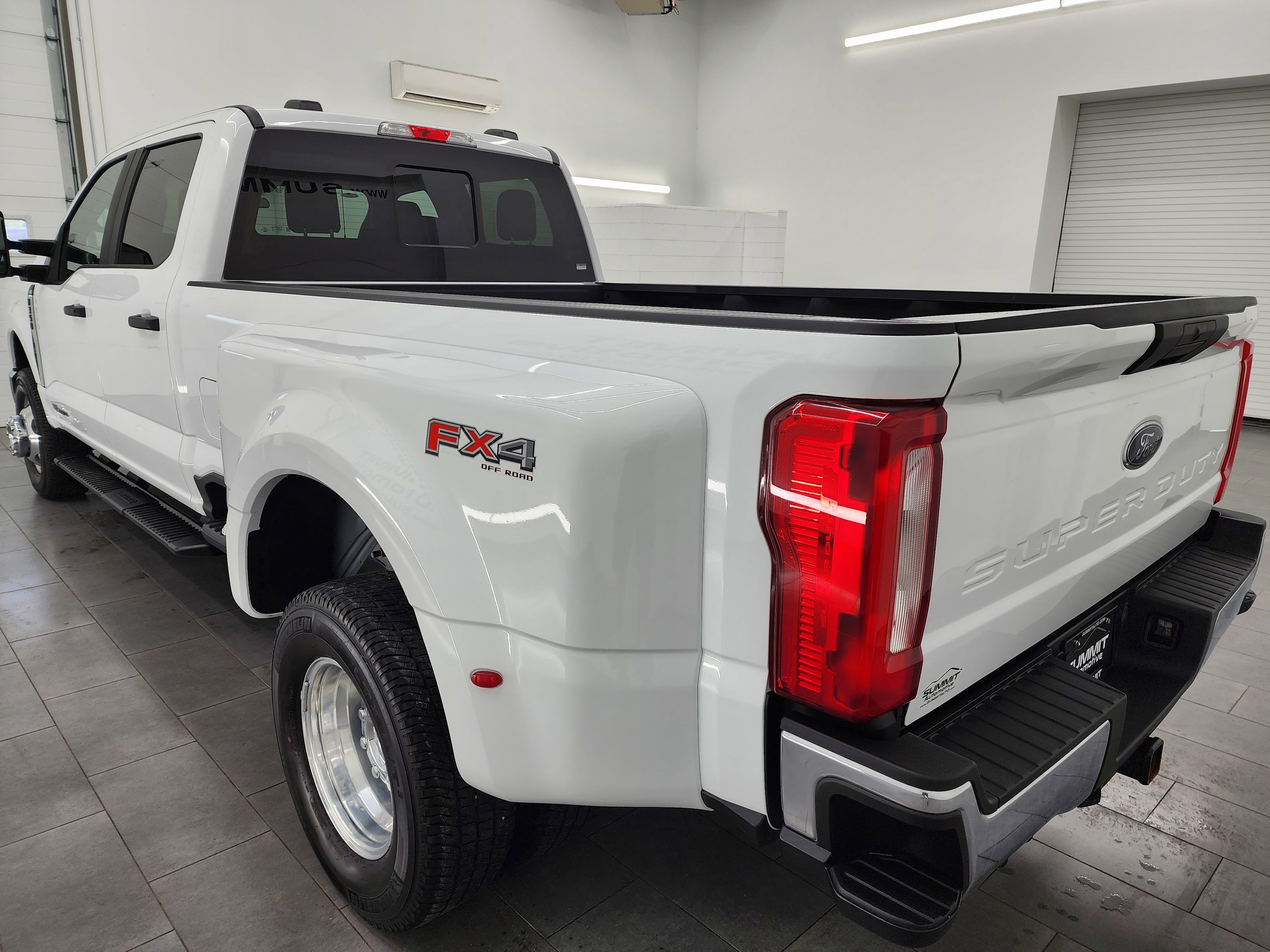 Used 2023 Ford F350 XL image 6
