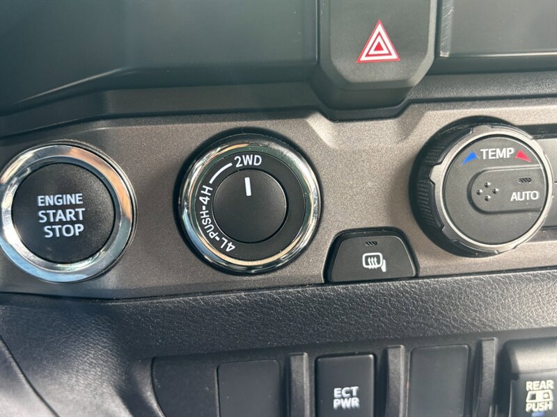 Used 2021 Toyota Tacoma TRD Off-Road AWD/4WD image 25