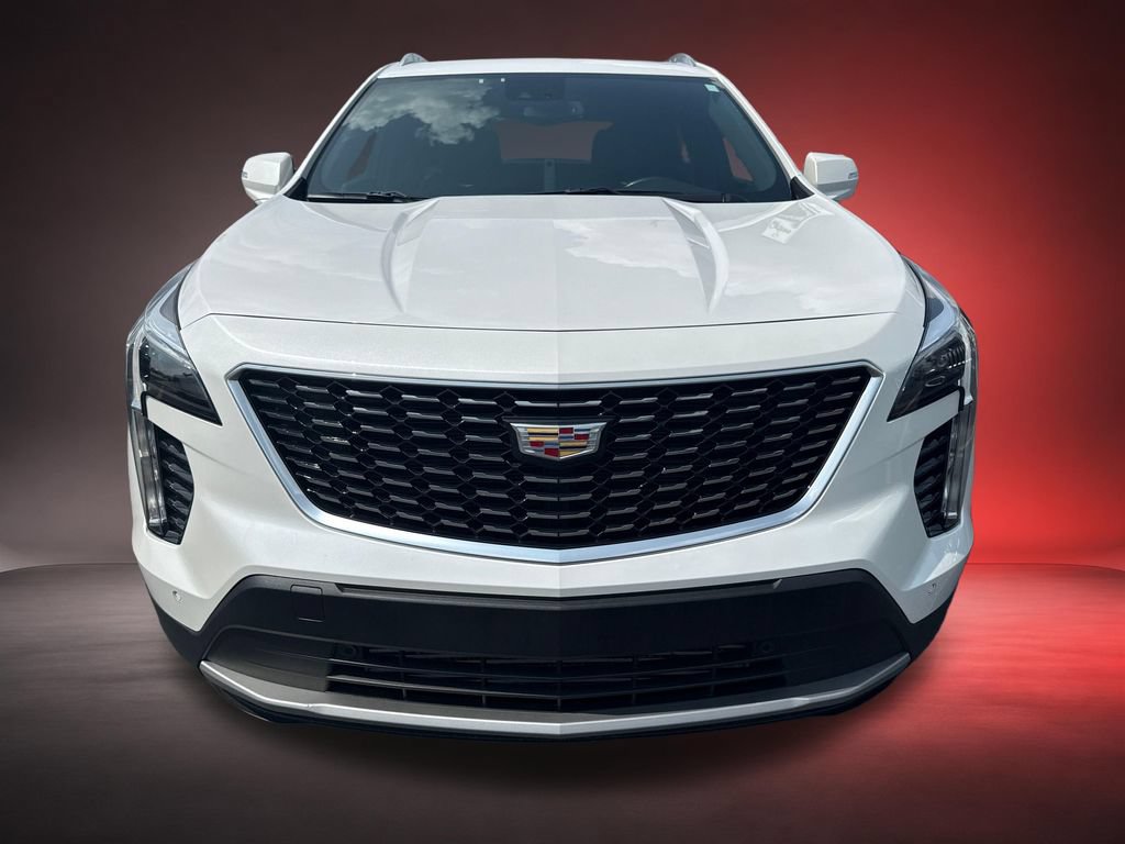 Certified 2023 Cadillac XT4 Premium Luxury FWD image 2