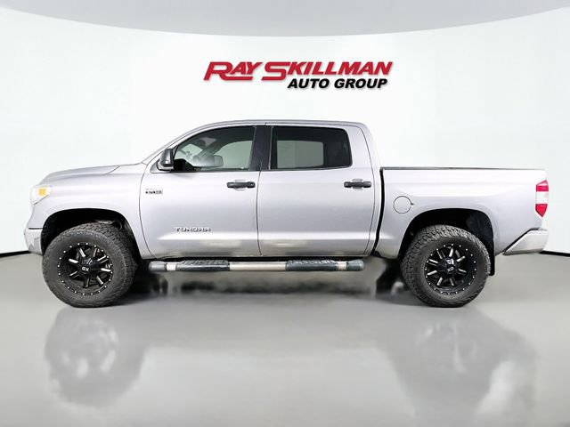 Used 2016 Toyota Tundra SR5 w/ SR5 Upgrade Package image 4