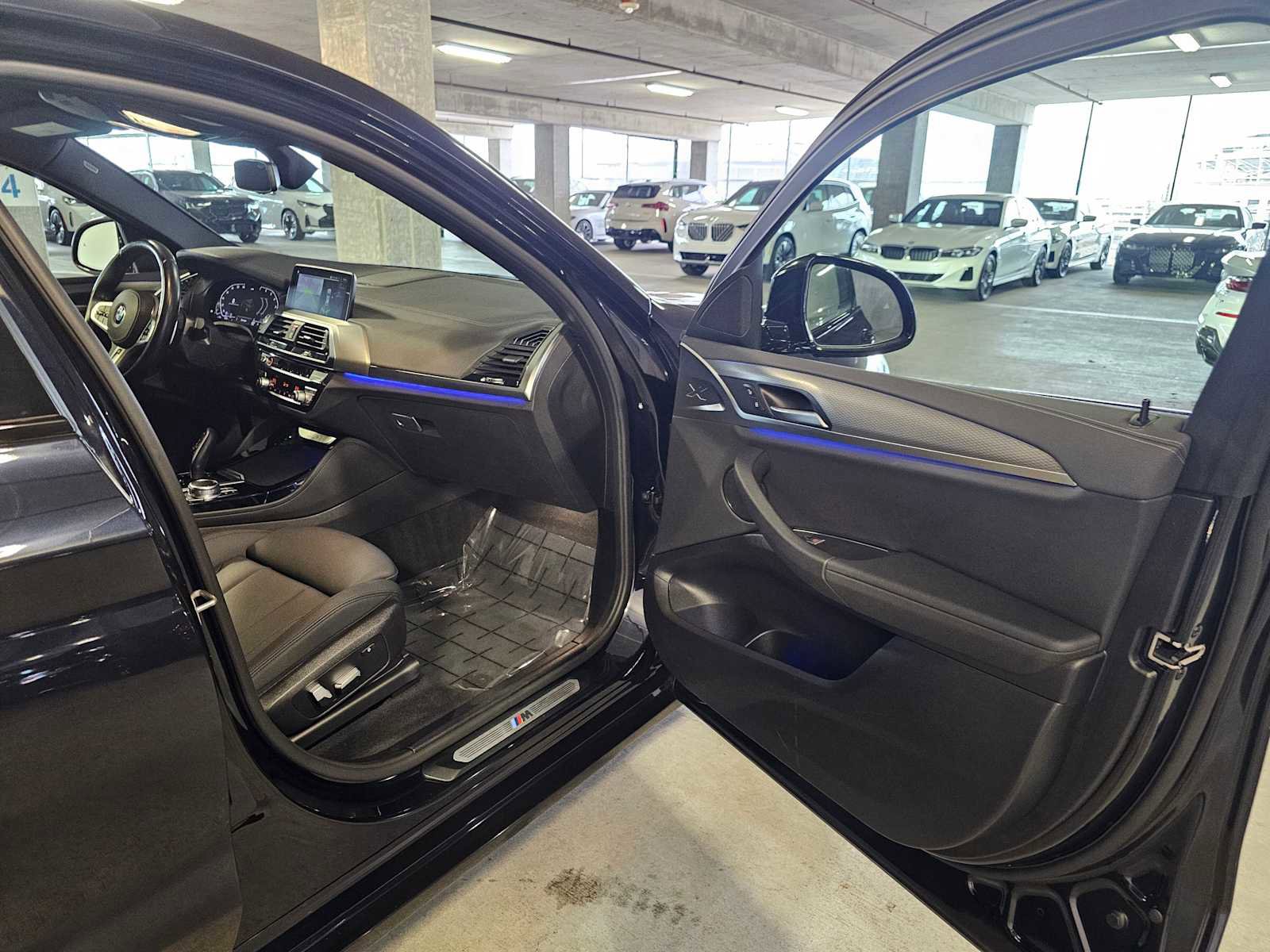 Used 2021 BMW X4 xDrive30i w/ M Sport Package image 42