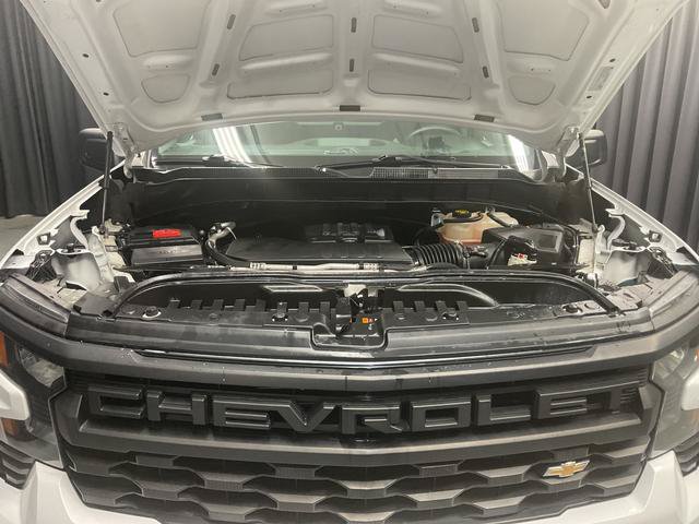 Used 2022 Chevrolet Silverado 1500 W/T w/ WT Value Package AWD/4WD image 13