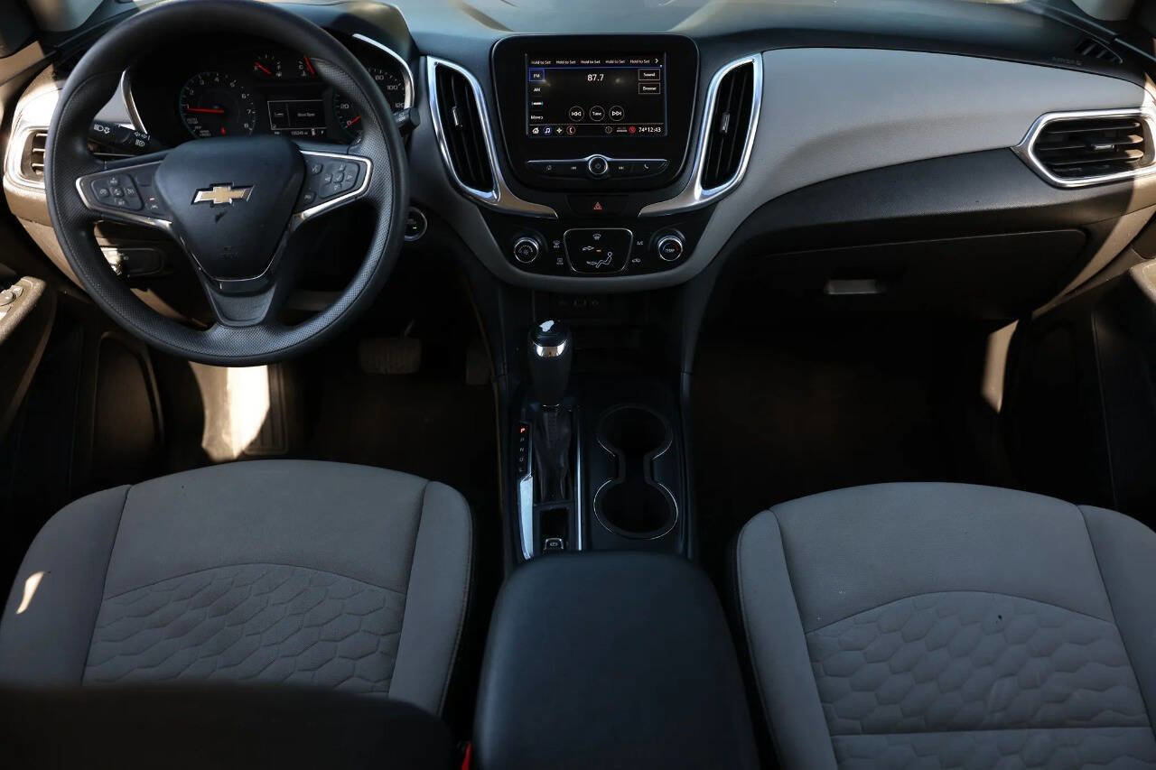 Used 2021 Chevrolet Equinox LS image 39