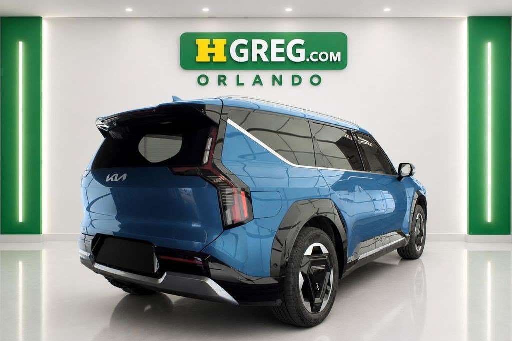 Used 2024 Kia EV9 Land AWD/4WD image 6