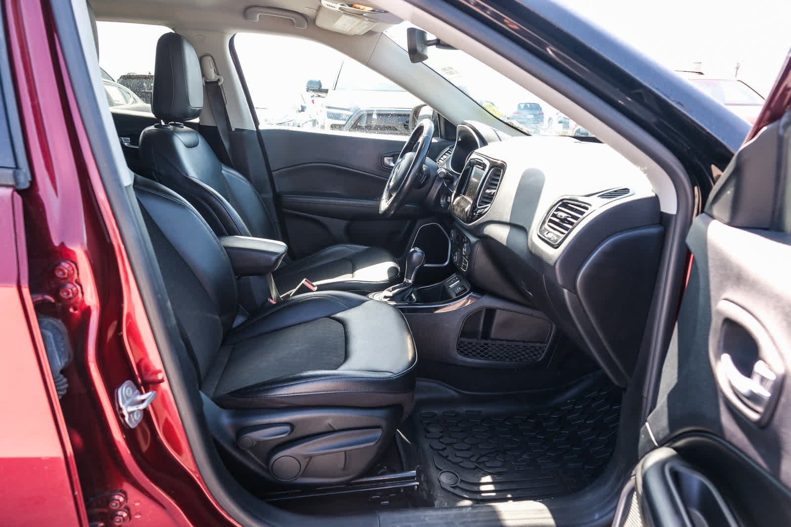 Used 2021 Jeep Compass Latitude FWD image 18