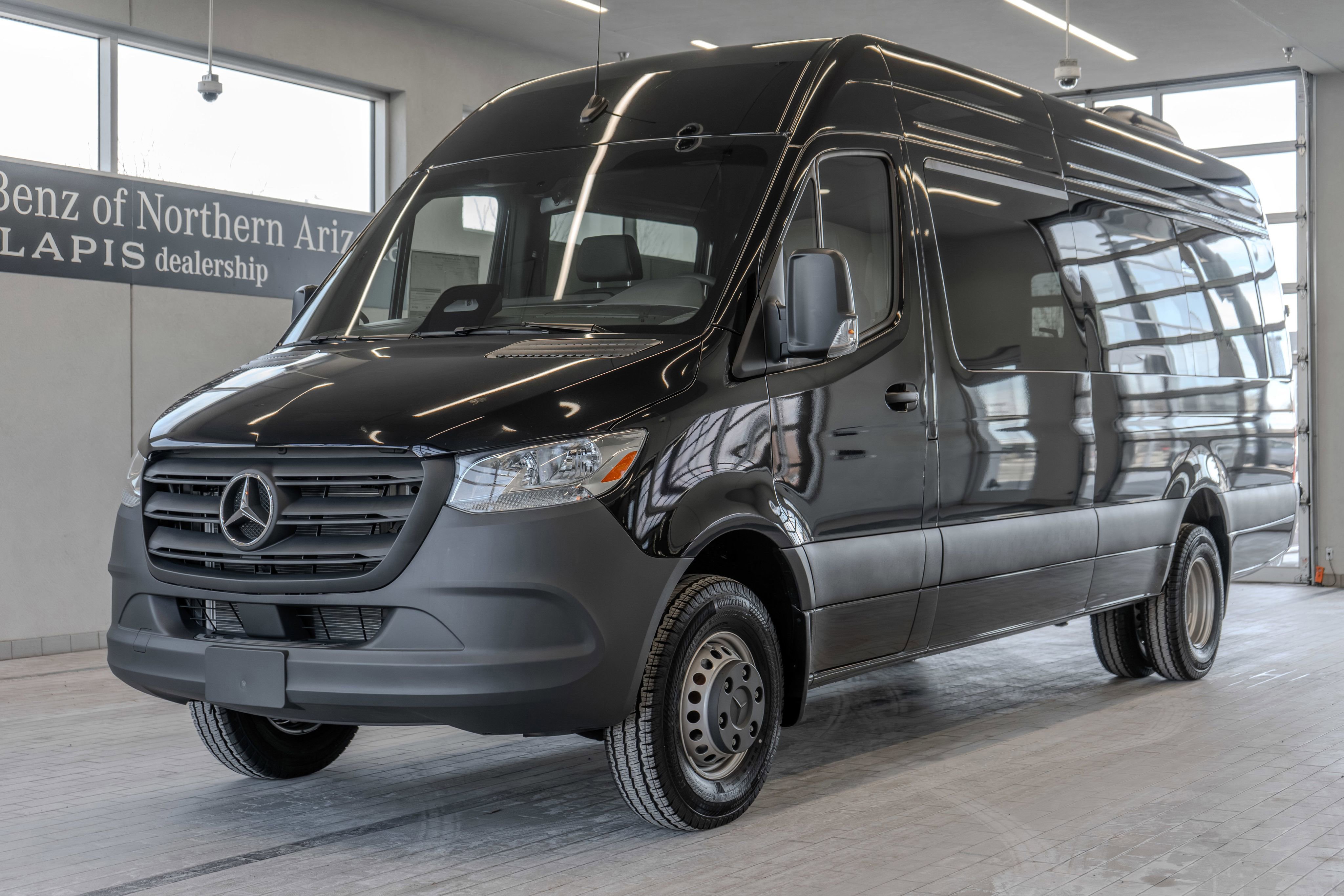 New 2025 Mercedes-Benz Sprinter 4500 image 25