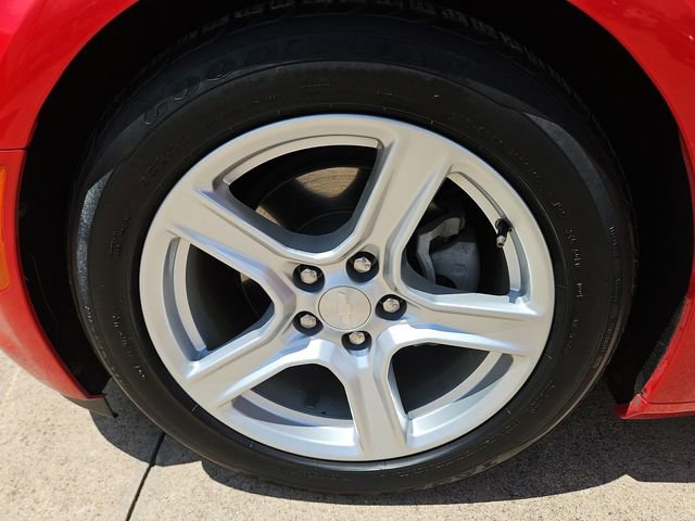 Used 2023 Chevrolet Camaro LT RWD image 28