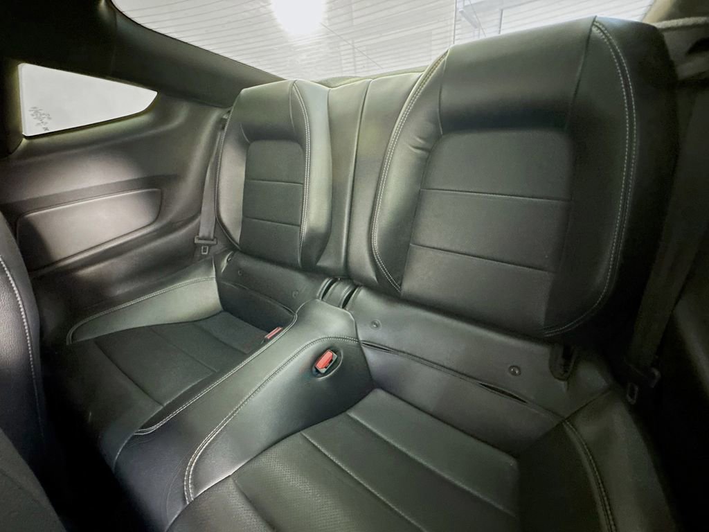 Used 2021 Ford Mustang GT Premium RWD image 28
