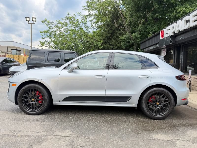Used 2017 Porsche Macan GTS AWD/4WD image 9