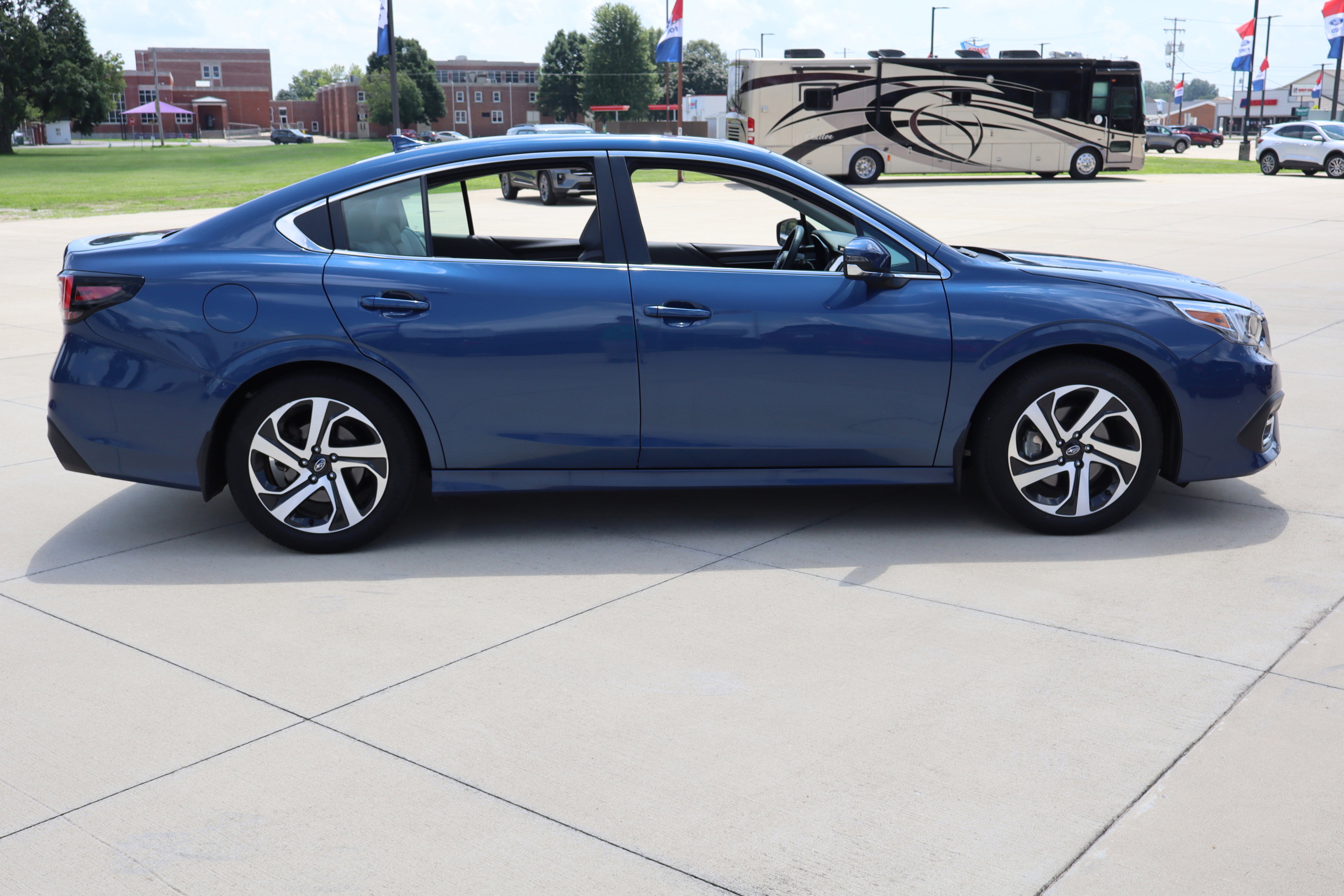 Used 2022 Subaru Legacy Limited image 5