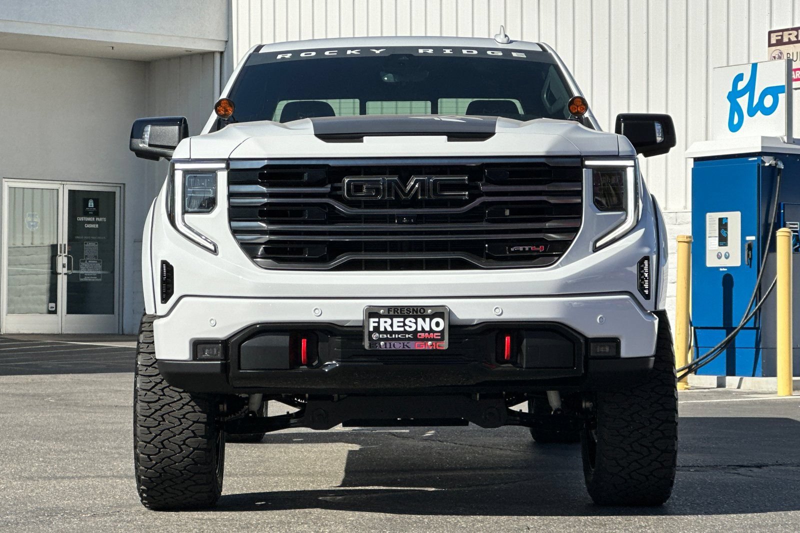 New 2026 GMC Sierra 1500 AT4 w/ AT4 Premium Package AWD/4WD image 6