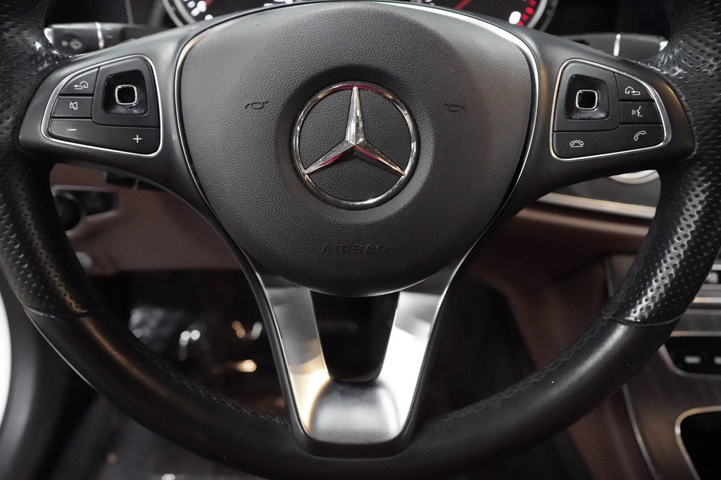 Used 2018 Mercedes-Benz E 300 w/ Premium 2 Package (Q02) image 15