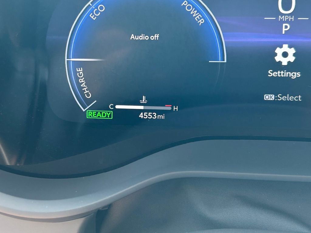 Certified 2025 Toyota Sienna XSE w/ XSE Plus Package FWD image 40