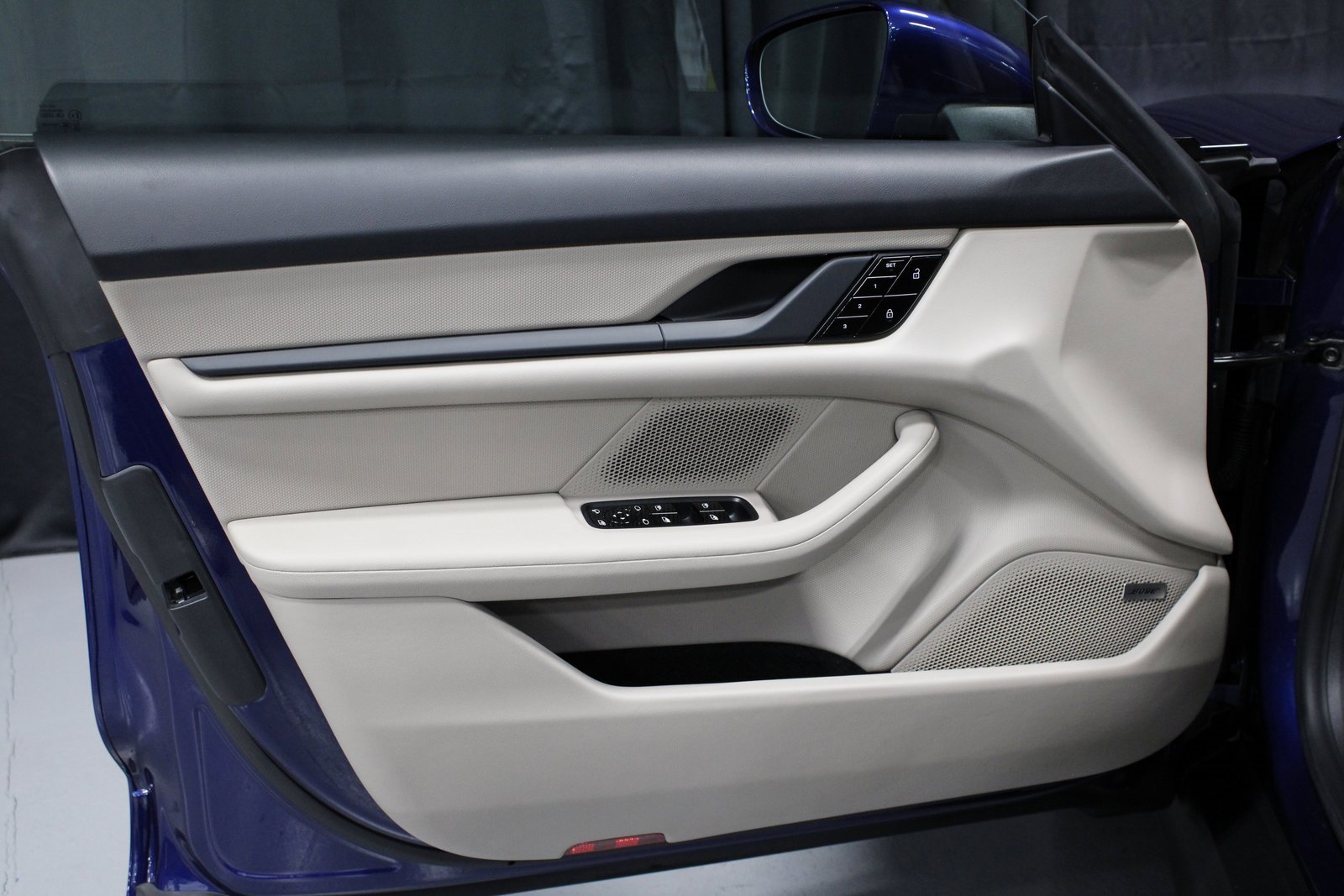 Certified 2021 Porsche Taycan image 24