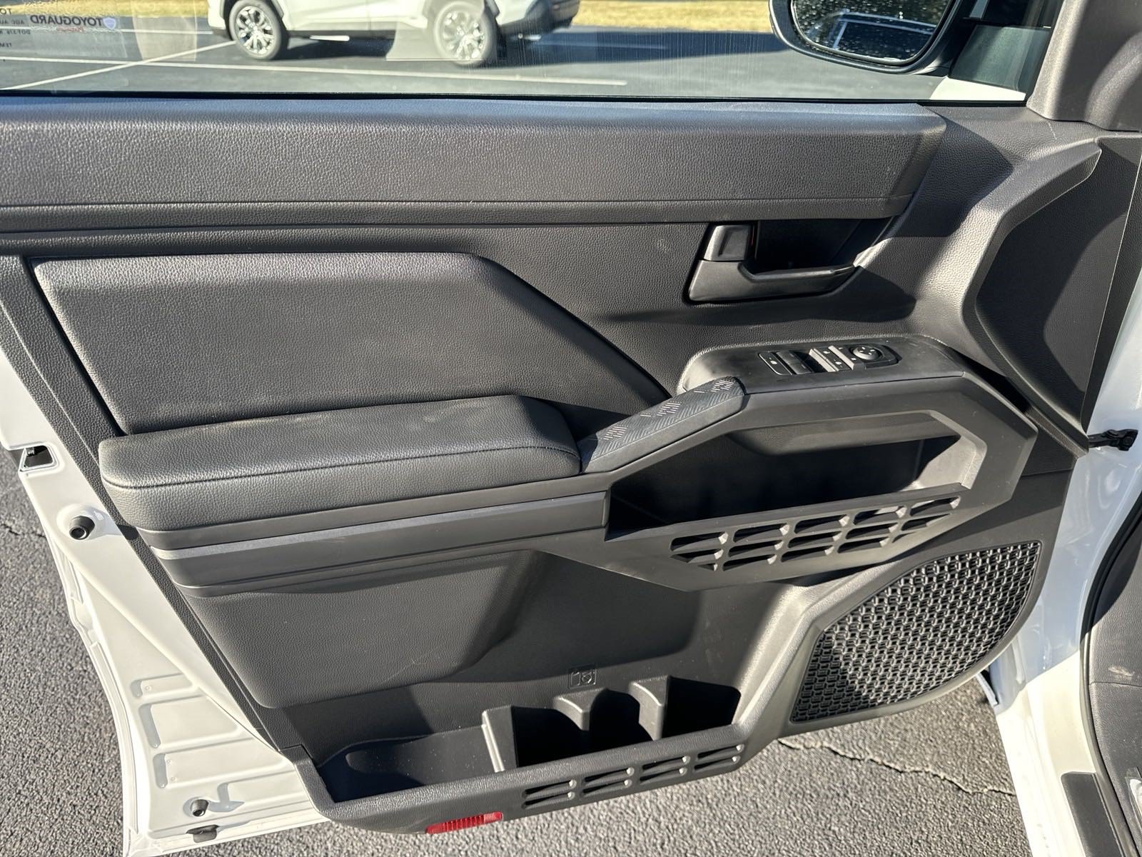 New 2024 Toyota Tacoma SR AWD/4WD image 22