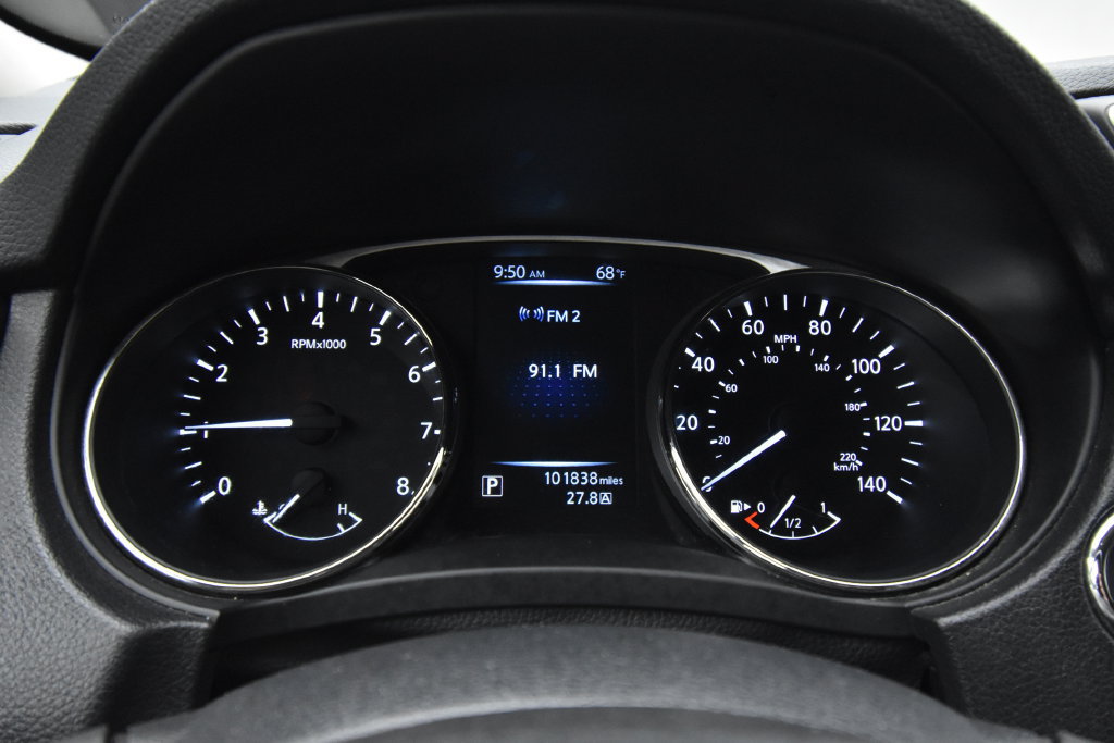 Used 2015 Nissan Rogue SV AWD/4WD image 15