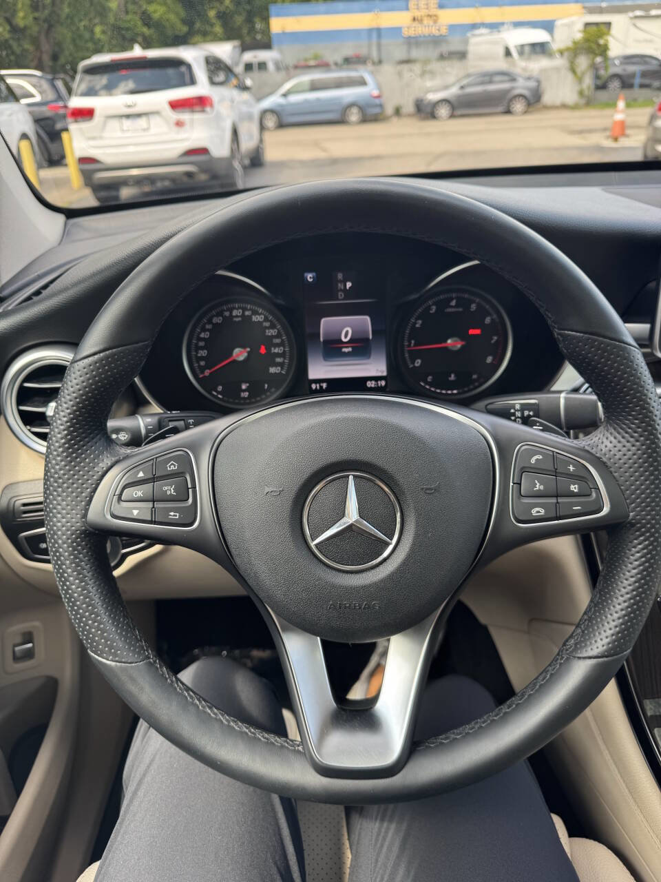 Used 2019 Mercedes-Benz GLC 300 4MATIC image 27