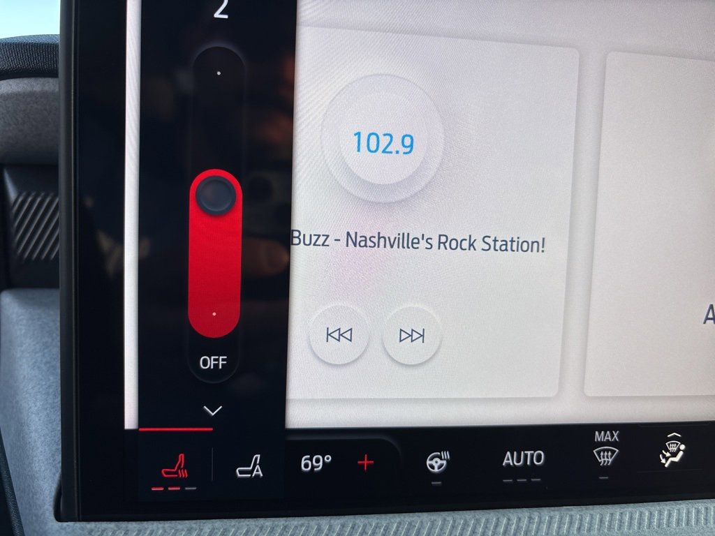 New 2025 Ford Maverick XLT w/ Equipment Group 301A image 29