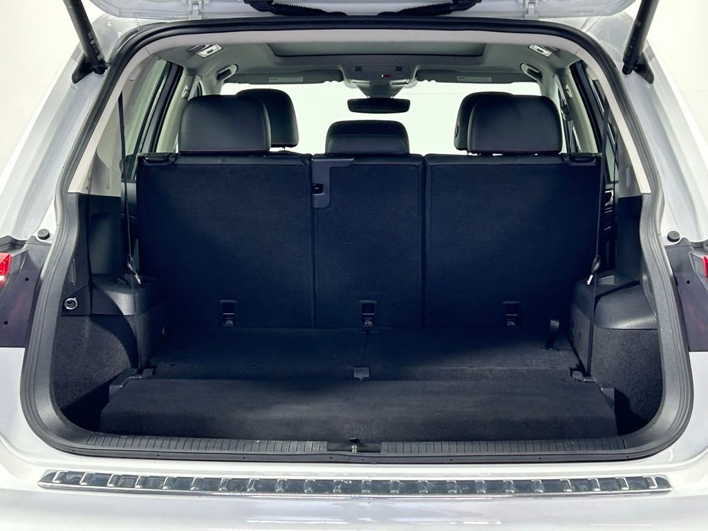 Used 2024 Volkswagen Tiguan Wolfsburg Edition FWD image 14